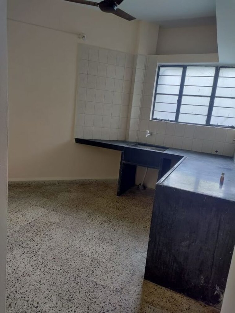 Kitchen, gujrat colony 1 Bedroom 516 Sq.Ft. Apartment In Gujrat Colony Pune 9820121