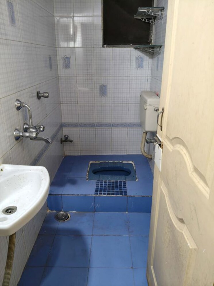 Bathroom, baba-shrishti 1 Bedroom 600 Sq.Ft. Apartment In Nerul Navi Mumbai 9820131