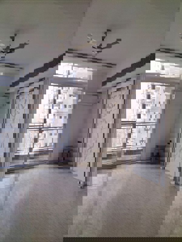 4 BHK + Servant Room 3525 Sq.Ft. Apartment in Mahagun Mezzaria