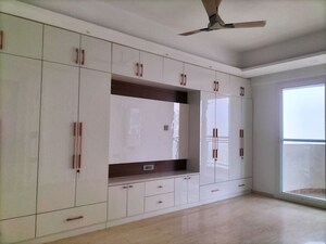 Furnished Amenities in 4 BHK Apartment at Mahagun Mezzaria, Sector 78 – for Rent