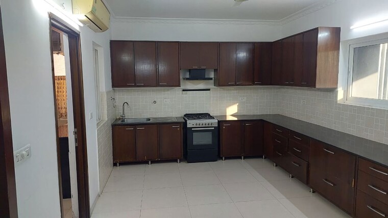 Kitchen, jayabheri-orange-county 4 Bedroom 4000 Sq.Ft. Apartment In Gachibowli Hyderabad 9820156