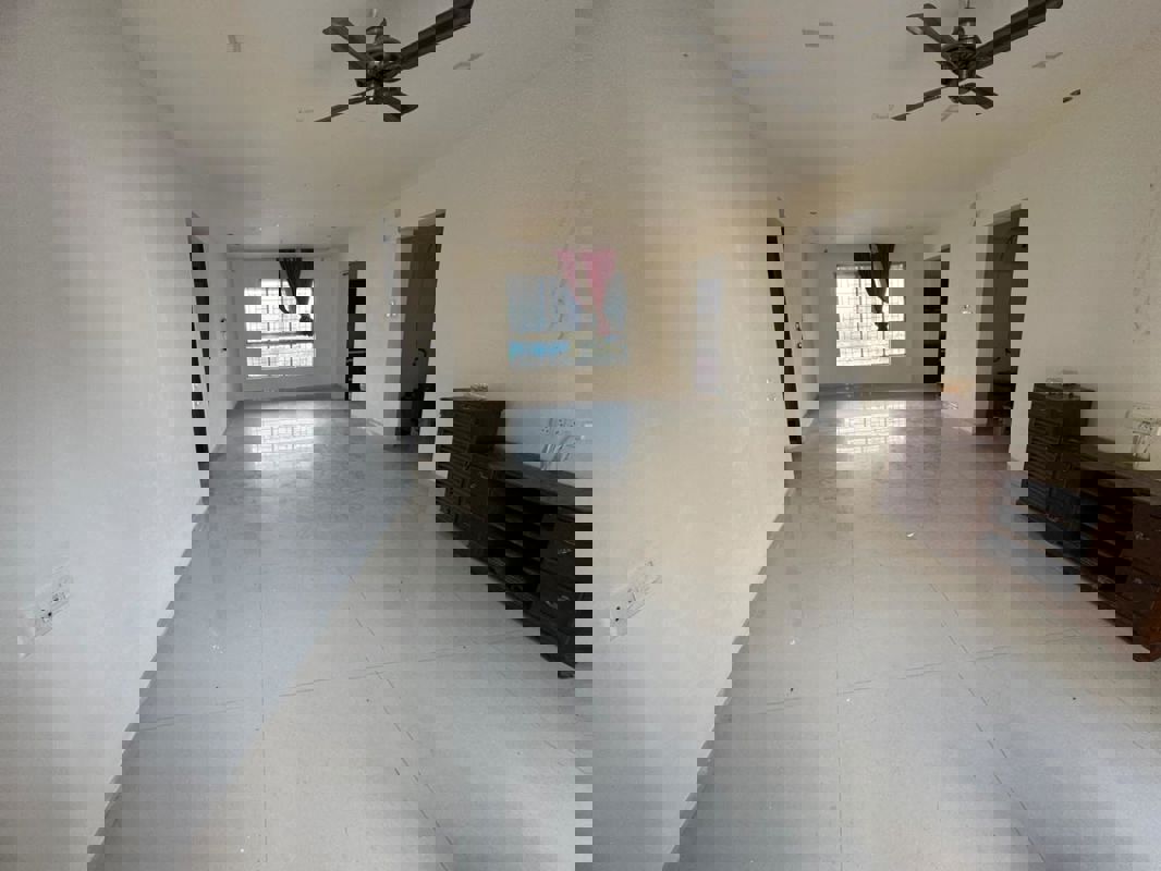 3 BHK + Pooja Room Apartment For Sale in Alcon Royce