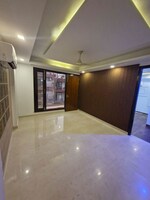 4 BHK + Pooja Room 300 Sq.Yd. Builder Floor in Kirti Nagar