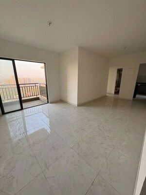 Room in 2 BHK Apartment at Runwal Gardens Phase 2, Dombivli East – for Rent