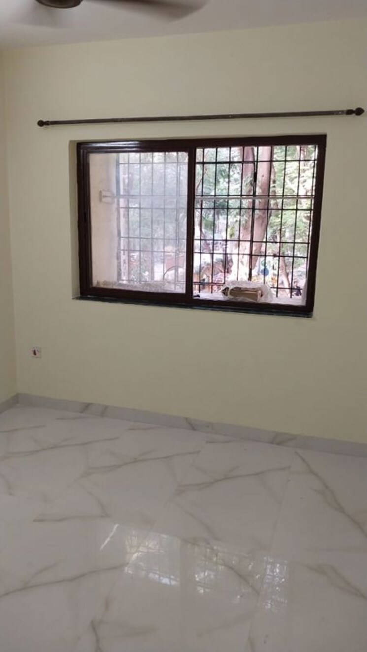 Room, baronet-chs 2 Bedroom 850 Sq.Ft. Apartment In Kandivali East Mumbai 9820167