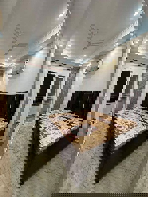 2 BHK Apartment For Rent in Saket