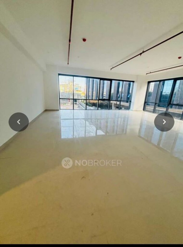 Team Area, geras-imperium-gateway Commercial Office Space 980 Sq.Ft. In Bhosari Pune 9764710