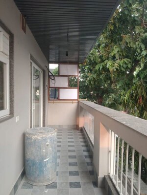 Balcony in 3.5 BHK Builder Floor at Jadhunath Enclave, Sector 29 – for Rent
