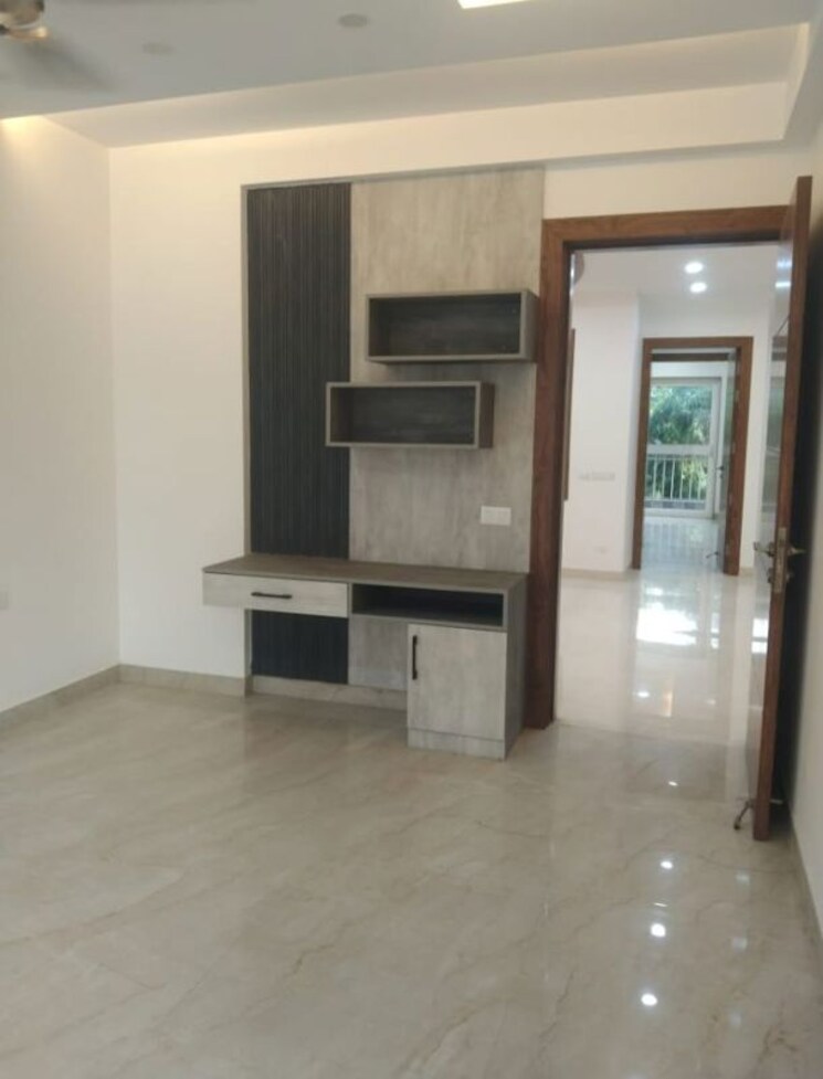 Room, jadhunath-enclave 3.5 Bedroom 350 Sq.Ft. Builder Floor In Sector 29 Faridabad 9820211