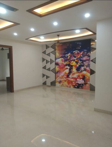Room in 3.5 BHK Builder Floor at Jadhunath Enclave, Sector 29 – for Rent