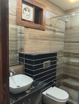 Staircase in 3.5 BHK Builder Floor at Jadhunath Enclave, Sector 29 – for Rent