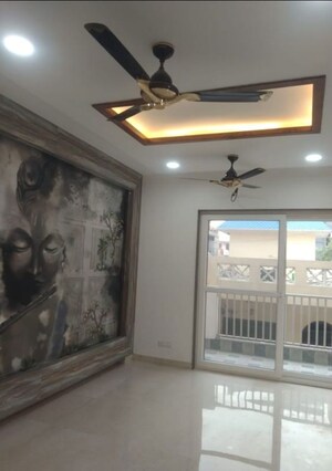 Furnished Amenities in 3.5 BHK Builder Floor at Jadhunath Enclave, Sector 29 – for Rent