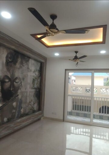 Furnished Amenities in 3.5 BHK Builder Floor at Jadhunath Enclave, Sector 29 – for Rent