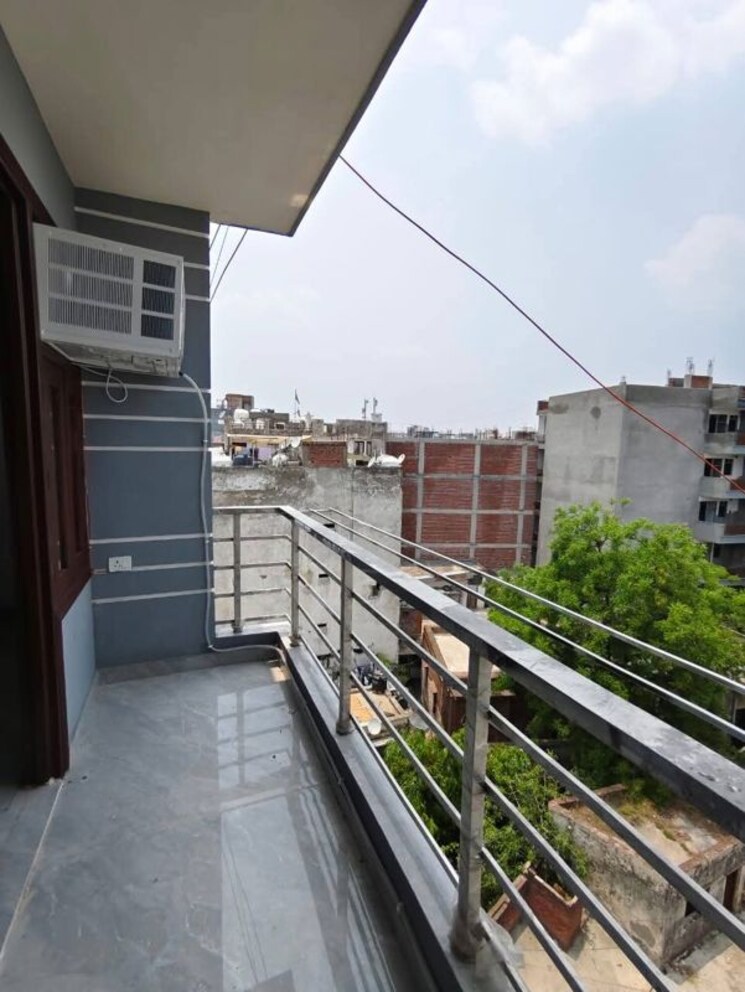 Balcony, saket 1 Bedroom 500 Sq.Ft. Apartment In Saket Delhi 9820224