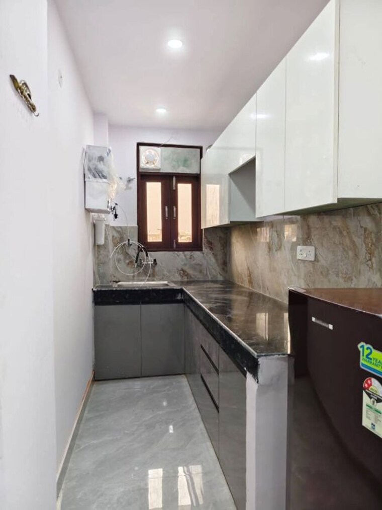 Kitchen, saket 1 Bedroom 500 Sq.Ft. Apartment In Saket Delhi 9820224