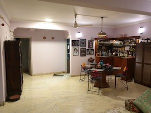 Living Room in 3 BHK Apartment at Halasuru – for Rent