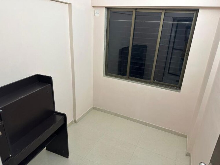 Room, laabh-gloria 2 Bedroom 768 Sq.Ft. Apartment In Ghodbunder Road Thane 9820342