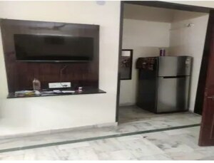 Kitchen in 3.5 BHK Builder Floor at Mansarover Garden – for Rent