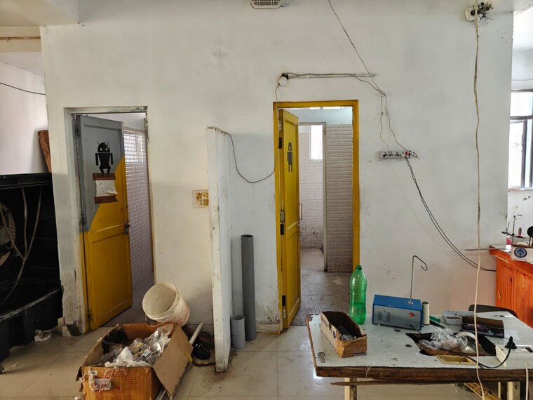 Exterior View, sector 63 Commercial Industrial Plot 2700 Sq.Ft. In Sector 63 Noida 9820414