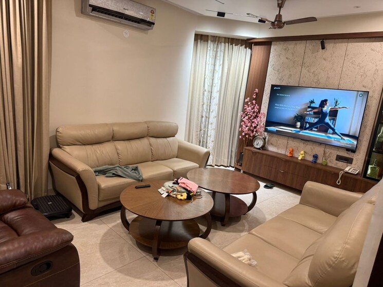Living Room, raj nagar extension 4 Bedroom 190 Sq.Yd. Builder Floor In Raj Nagar Extension Ghaziabad 9820472