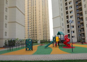 Gym in 3 BHK Apartment at Hiranandani Fortune City, New Panvel – for Sale