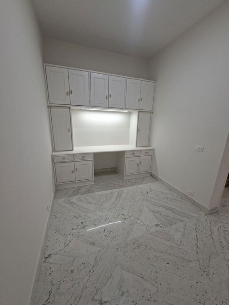 Room, embassy-casabella 3 Bedroom 2500 Sq.Ft. Apartment In Ashok Nagar Bangalore 9820487