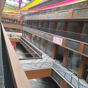  Shop For Sale in Sun Twilight, Jaypee Greens