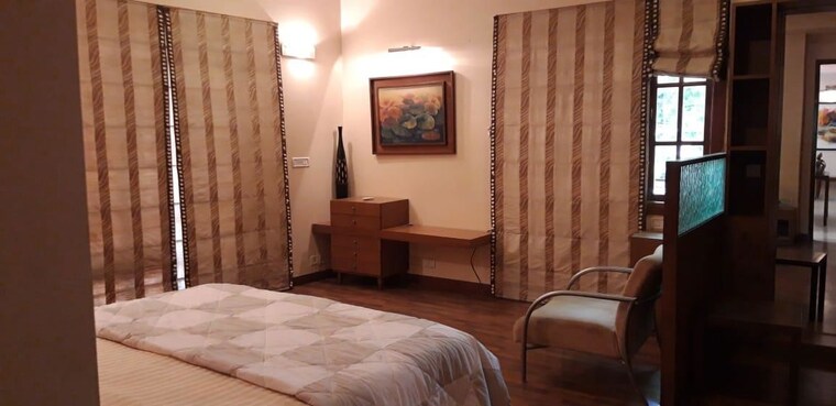 Bedroom, cubbon-view-apartments 3 Bedroom 2500 Sq.Ft. Apartment In Ashok Nagar Bangalore 9820527