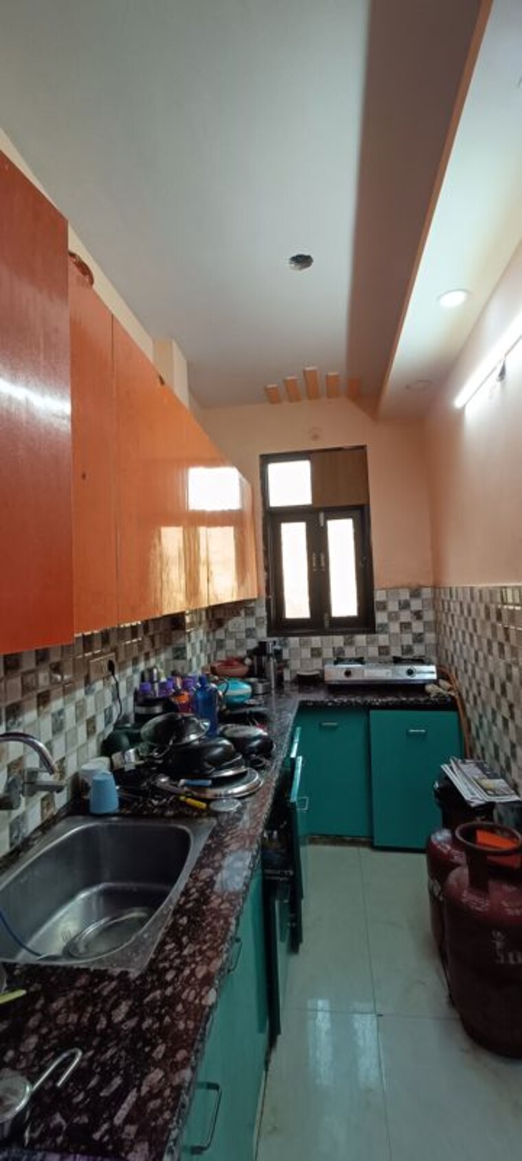 Kitchen, rohini sector 8 2 Bedroom 600 Sq.Ft. Builder Floor In Rohini Sector 8 Delhi 9820529