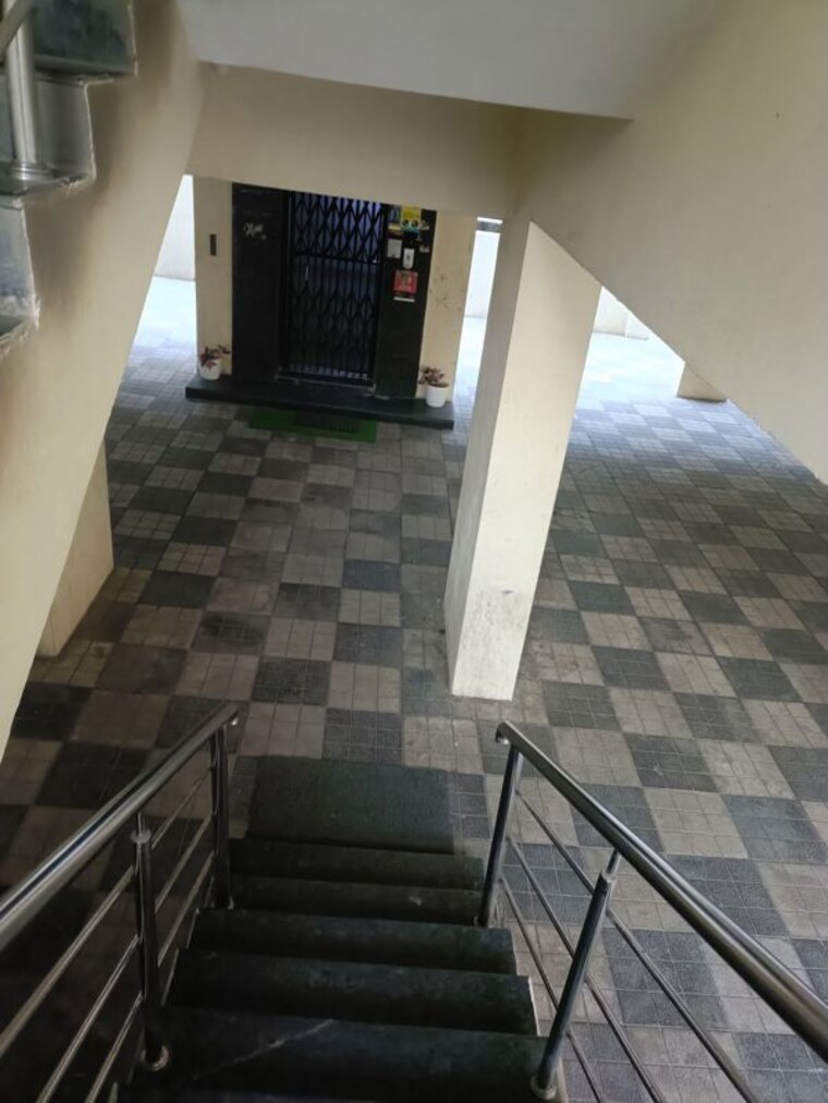 undefined, ten-madhapur Commercial Office Space 1400 Sq.Ft. In Madhapur Hyderabad 9820535