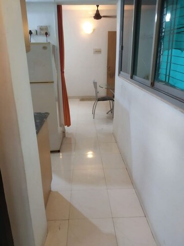  1 BHK Apartment at Bandra West – for Rent