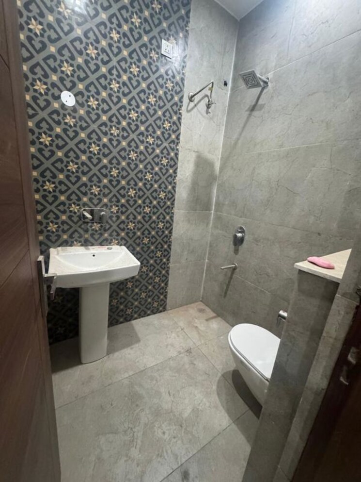 Bathroom, sector 66 b 2 Bedroom 100 Sq.Yd. Builder Floor In Sector 66 B Mohali 9820560