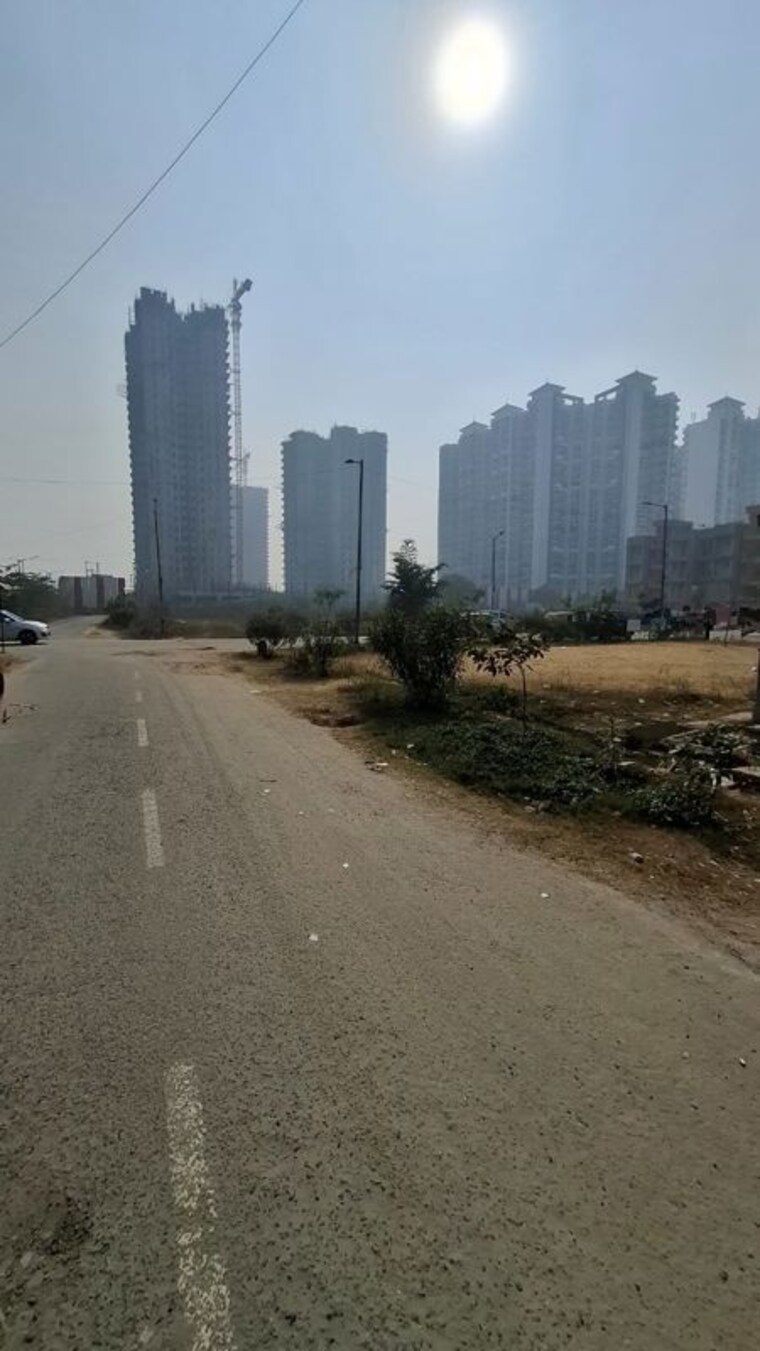 Exterior View, sector 10 greater noida 1.5 Bedroom 30 Sq.Mt. Apartment In Sector 10 Greater Noida Greater Noida 9820571