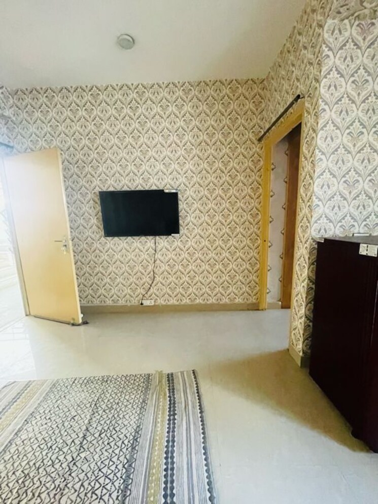 Bedroom, lotus-homz 1 Bedroom 385 Sq.Ft. Apartment In New Palam Vihar Phase 3 Gurgaon 9820575