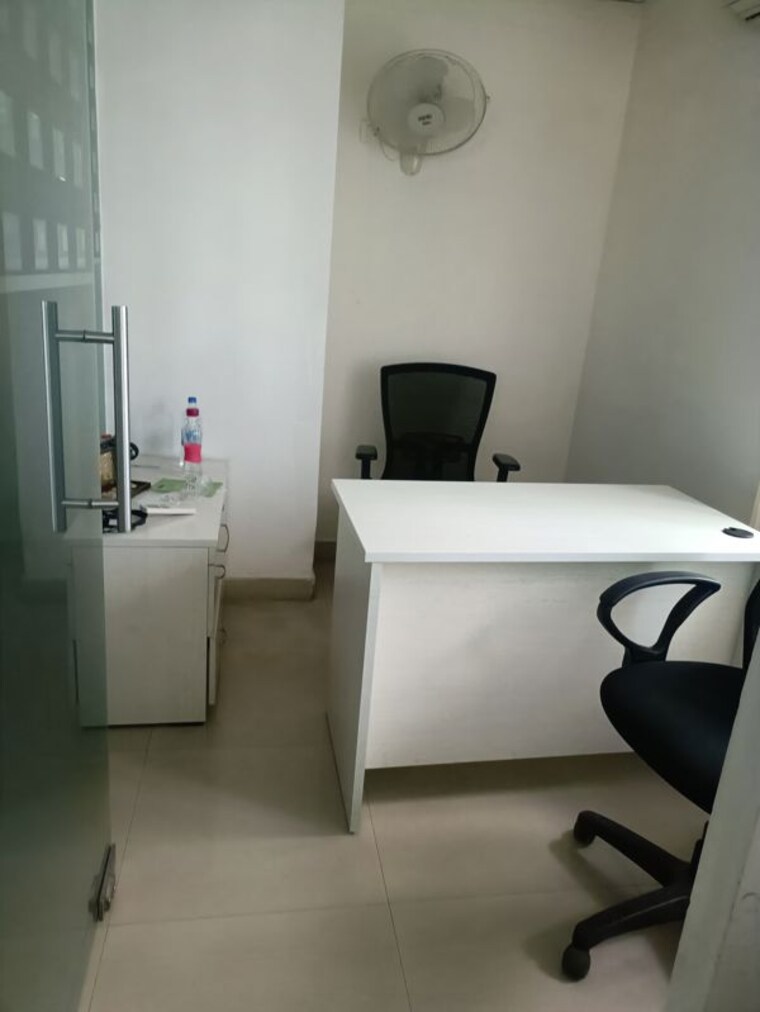 Team Area, ten-madhapur Commercial Office Space 1500 Sq.Ft. In Madhapur Hyderabad 9820622