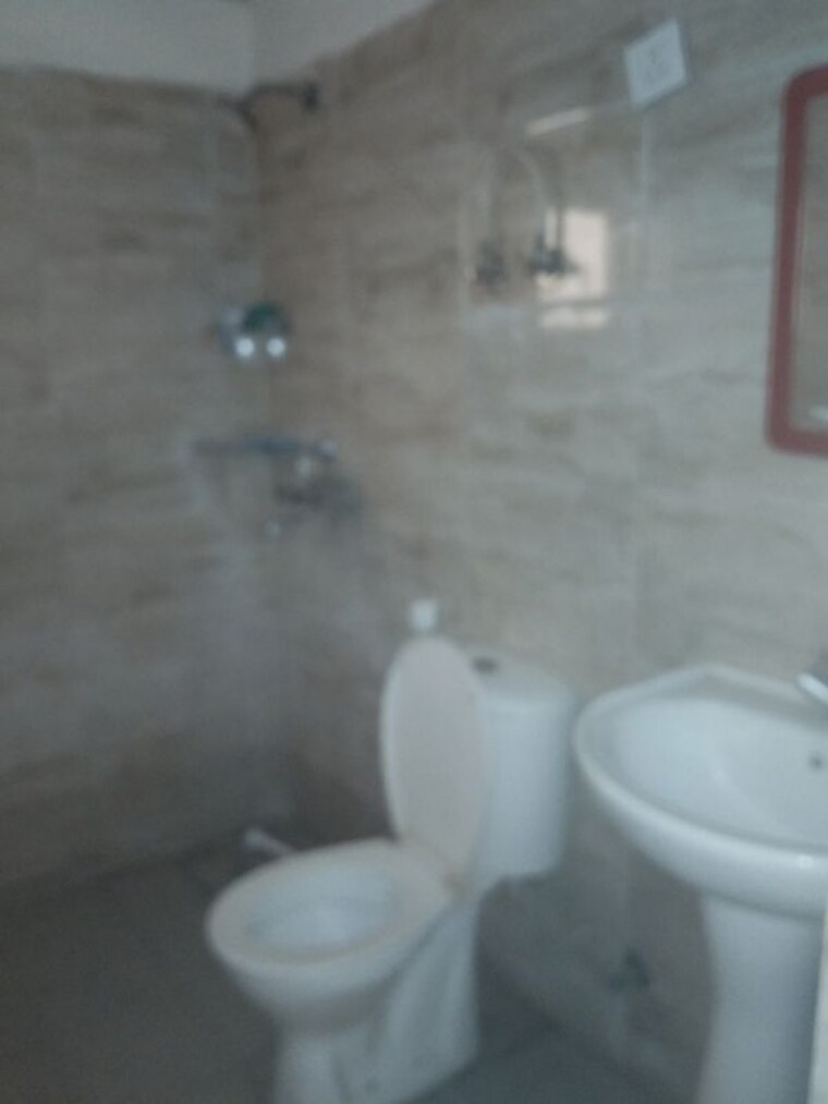 Bathroom, ajnara-homes 3 Bedroom 1330 Sq.Ft. Apartment In Sector 16b Greater Noida Greater Noida 9820655