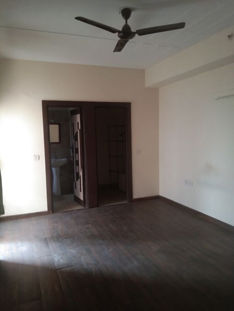 Room, ajnara-homes 3 Bedroom 1330 Sq.Ft. Apartment In Sector 16b Greater Noida Greater Noida 9820655
