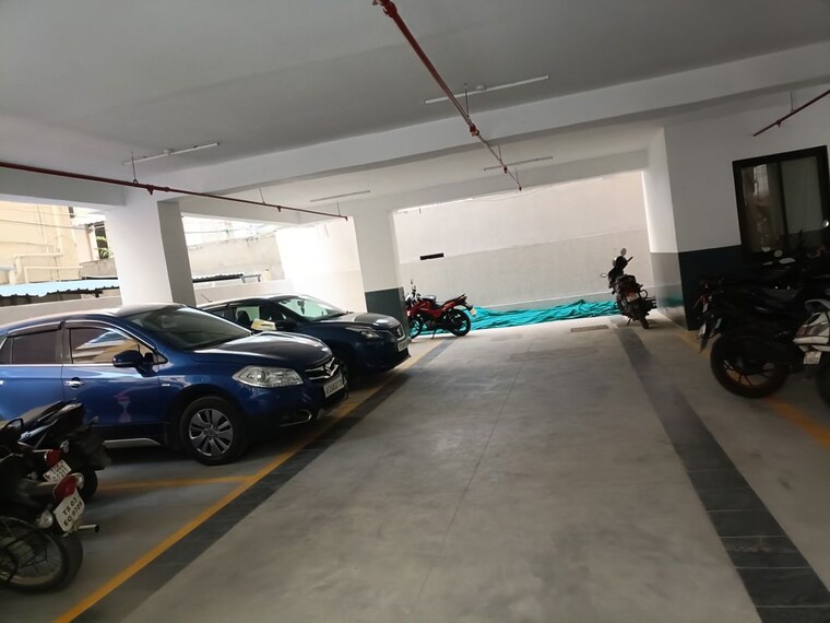  Parking, ten-madhapur Commercial Office Space 2300 Sq.Ft. In Madhapur Hyderabad 9820669