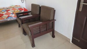 Bedroom in 4 BHK Apartment at Eldeco Saubhagyam, Vrindavan Yojna – for Rent