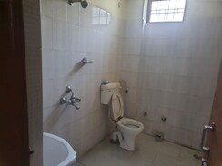 2 BHK + Pooja Room Independent House For Rent in Gomti Nagar