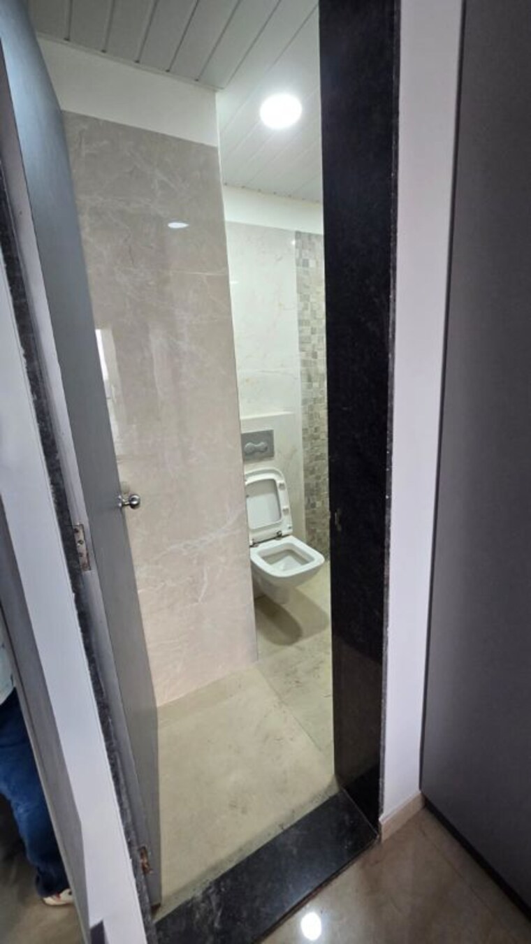 Attached Bathroom, ng-grand-plaza 2 Bedroom 800 Sq.Ft. Apartment In Ghansoli Navi Mumbai 9820687