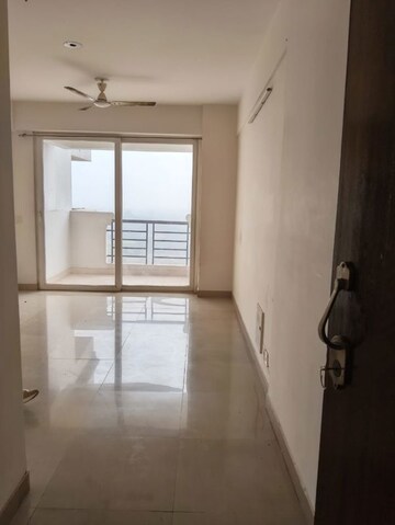 Utility Room in 3 BHK Apartment at Vipul Belmonte, Sector 53 – for Sale