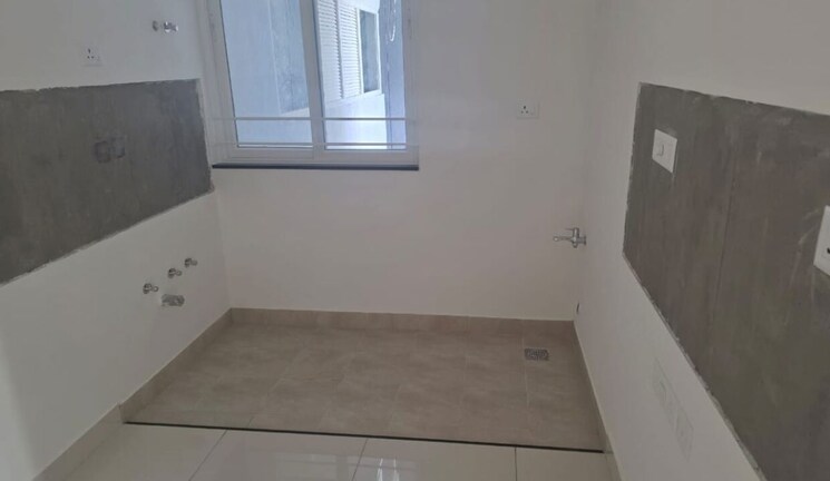 Bathroom, puravankara-purva-zenium 4 Bedroom 2000 Sq.Ft. Apartment In Hosahalli Bangalore 9820073