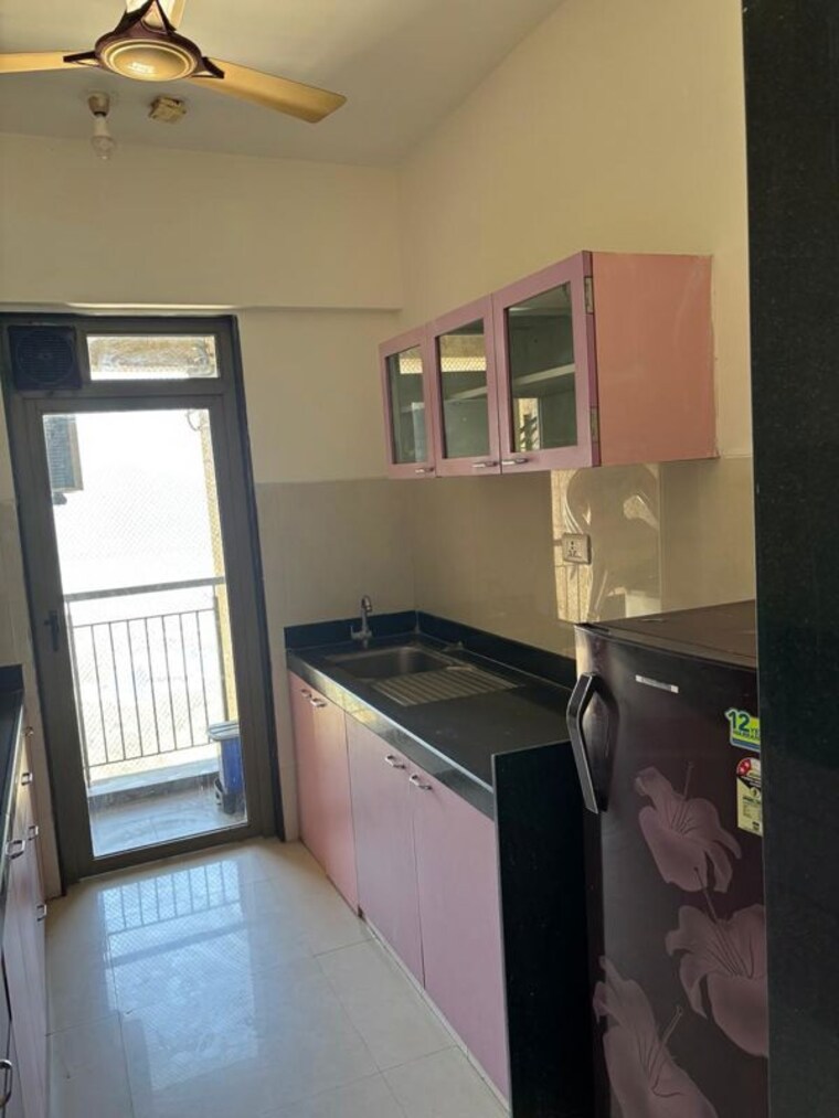 Kitchen, lodha-splendora 2 Bedroom 720 Sq.Ft. Apartment In Ghodbunder Road Thane 9820692