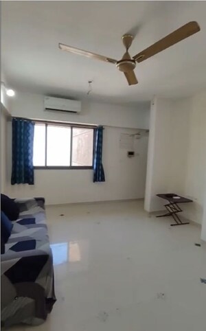 2 BHK Apartment For Rent in Lodha Splendora, Ghodbunder Road