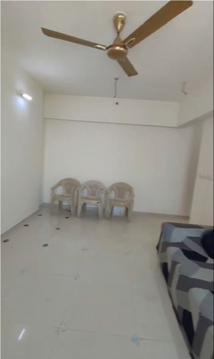 Living Room, lodha-splendora 2 Bedroom 720 Sq.Ft. Apartment In Ghodbunder Road Thane 9820692