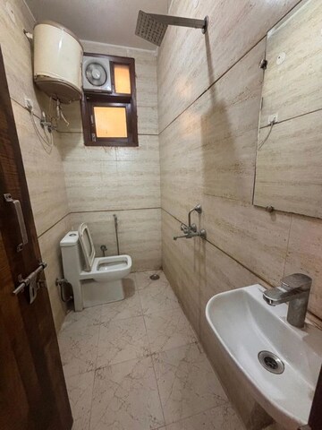 Bathroom in 2 BHK Builder Floor at Saket – for Rent