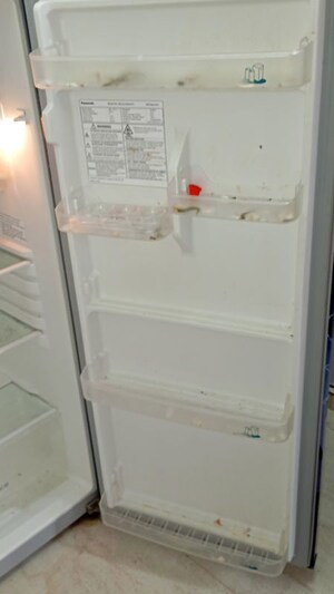 Furnished Amenities in 1 RK Builder Floor at East Of Kailash – for Rent