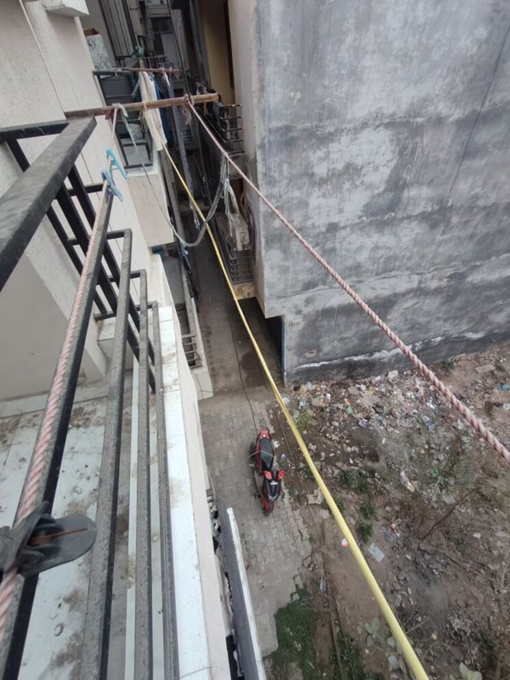 Balcony, saket 1 Bedroom 350 Sq.Ft. Builder Floor In Saket Delhi 9820790