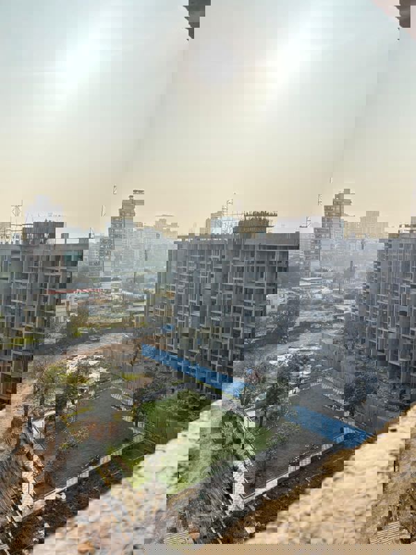 1 BHK + Extra Room Apartment For Sale in Seasons Green